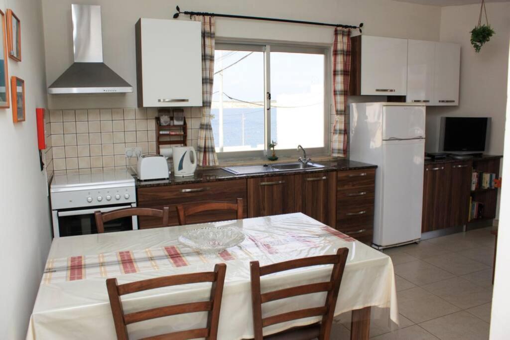 Fiesta Apartment Seaview Mellieha Exterior photo